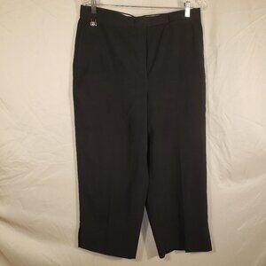 Liz Golf Black "Anissa" Capri Pants Size 14